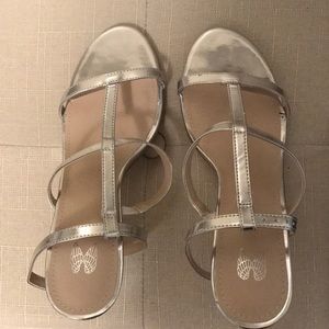 NEW IN BOX/NEVER WORN VS Silver Sandals